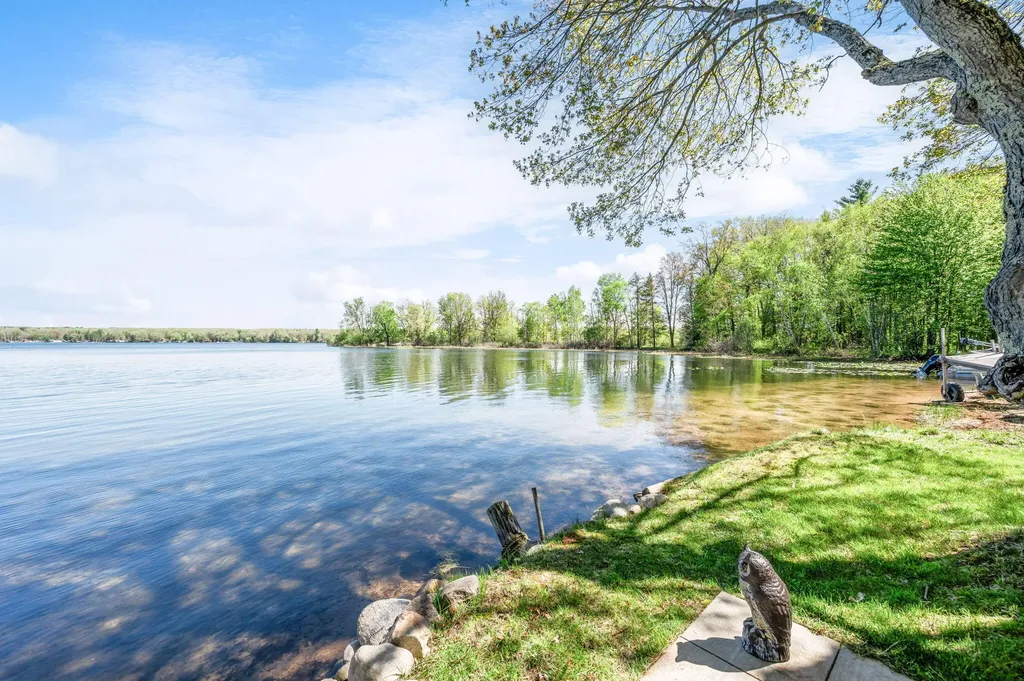 2850 W Winona Drive Peacock Township MI 49304