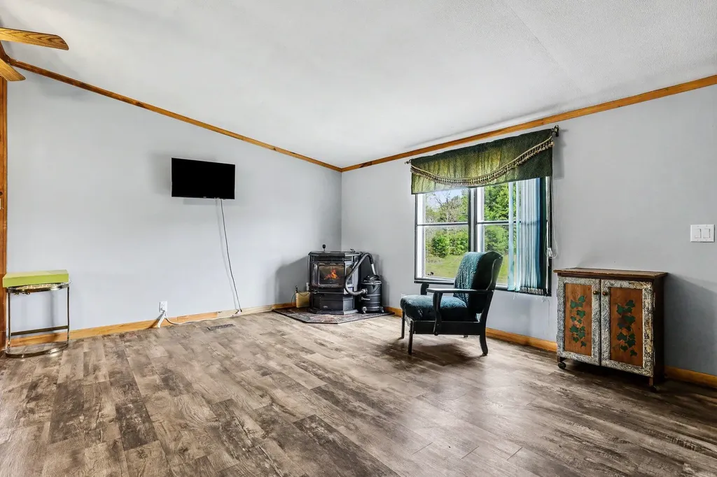 10812 Henkel Road Reynolds Township MI 49336