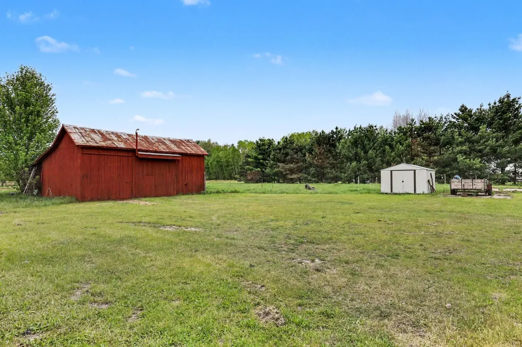 10812 Henkel Road Reynolds Township MI 49336