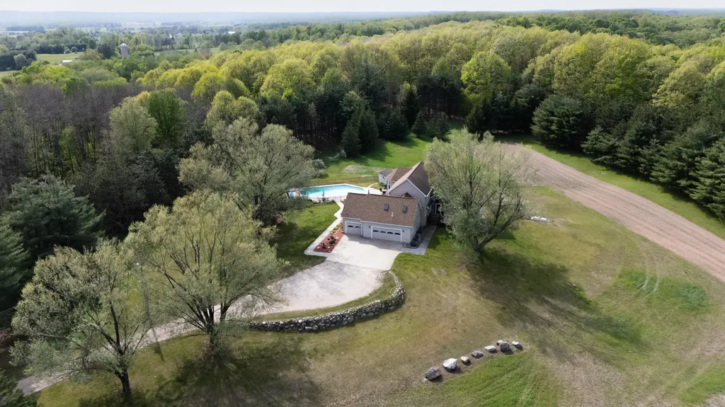 17634 Meceola Road Hersey Township MI 49639