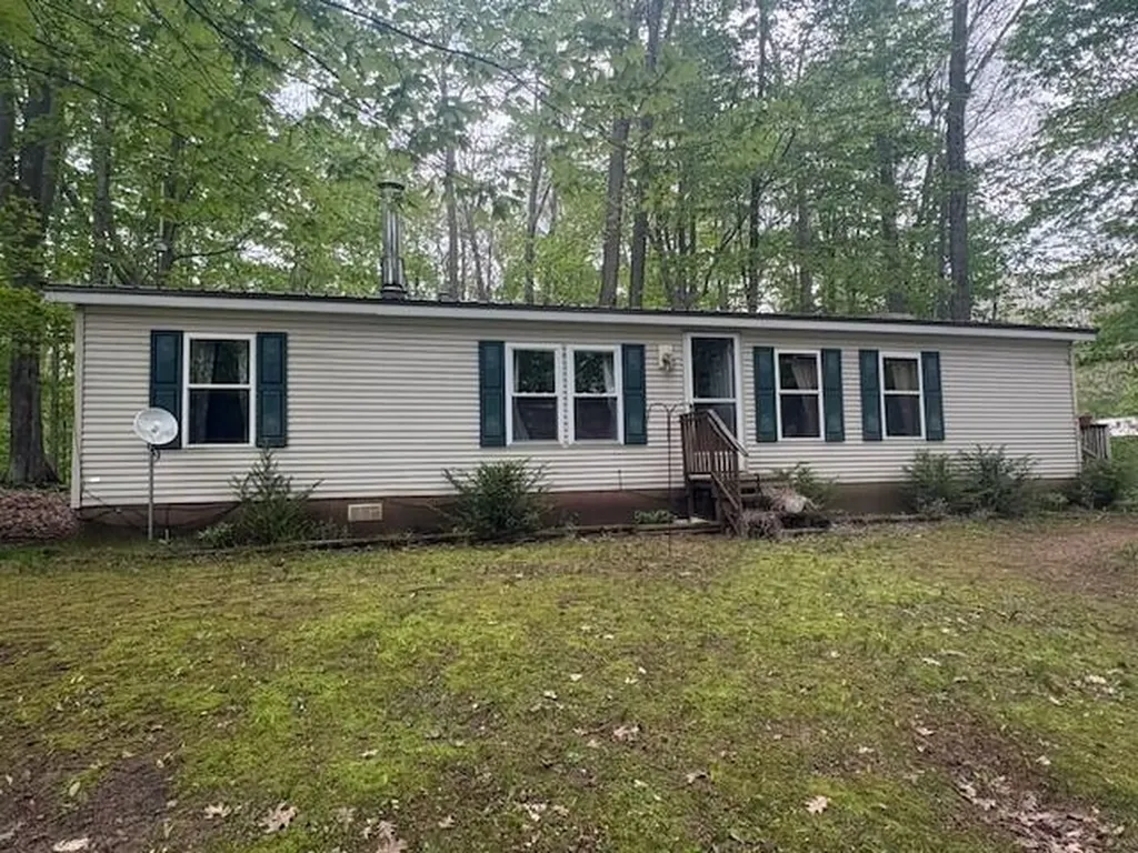 18412 Royena Drive Highland Township MI 49665