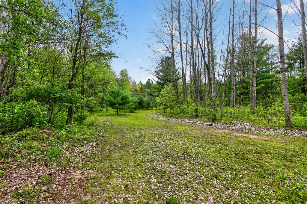 4850 E Us Highway 10 Cherry Valley Township MI 49623