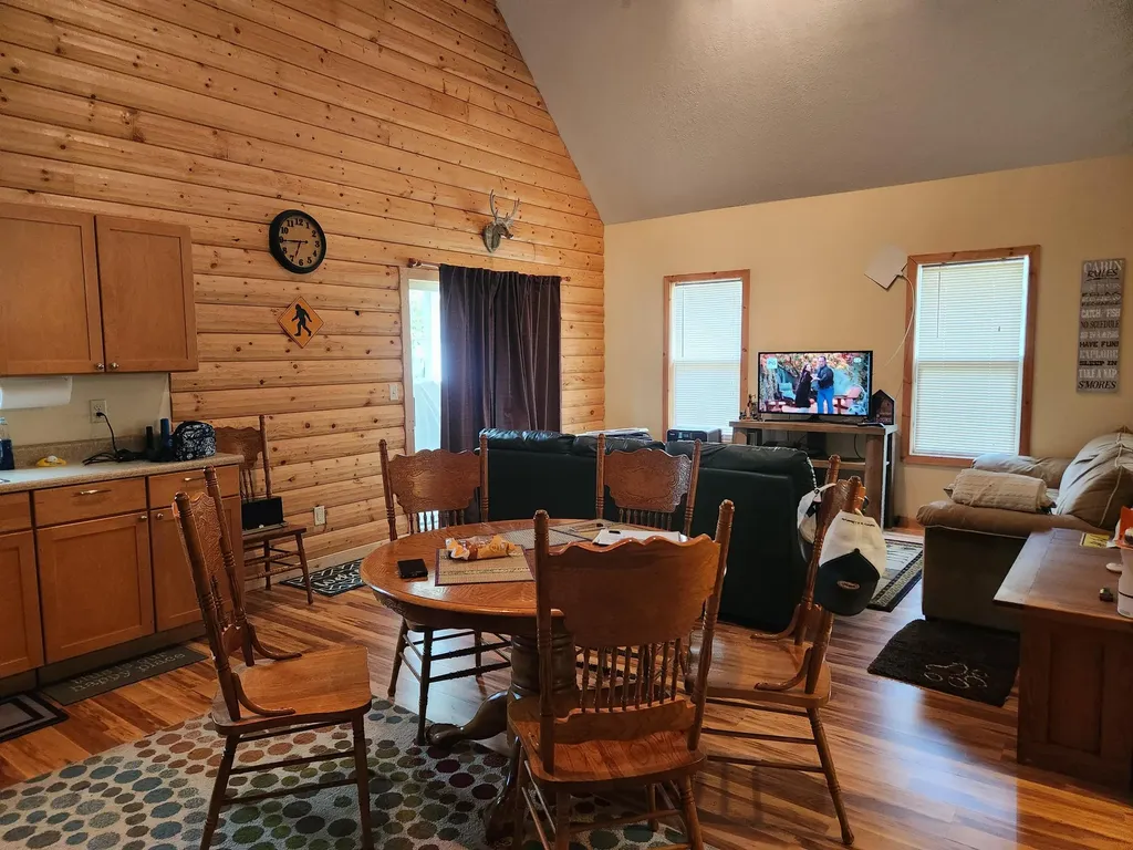 9736 S Trillium Trail Lake Township MI 49304