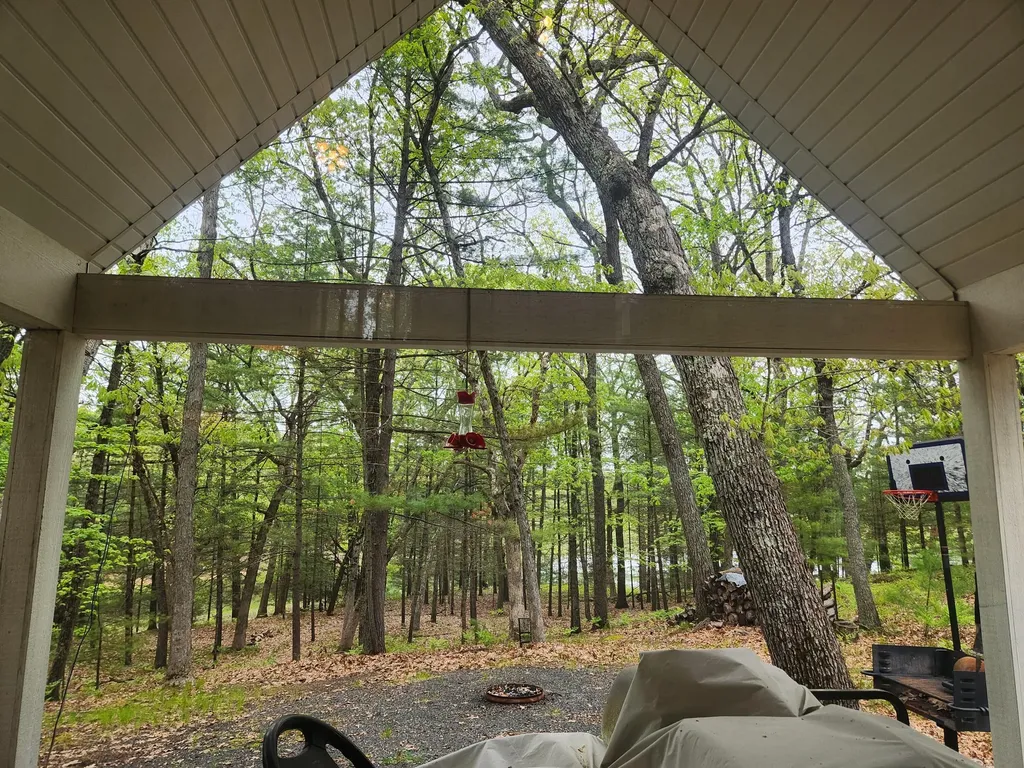 9736 S Trillium Trail Lake Township MI 49304
