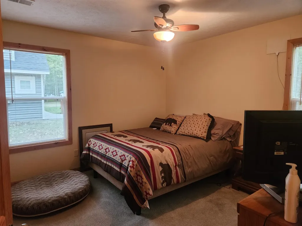 9736 S Trillium Trail Lake Township MI 49304