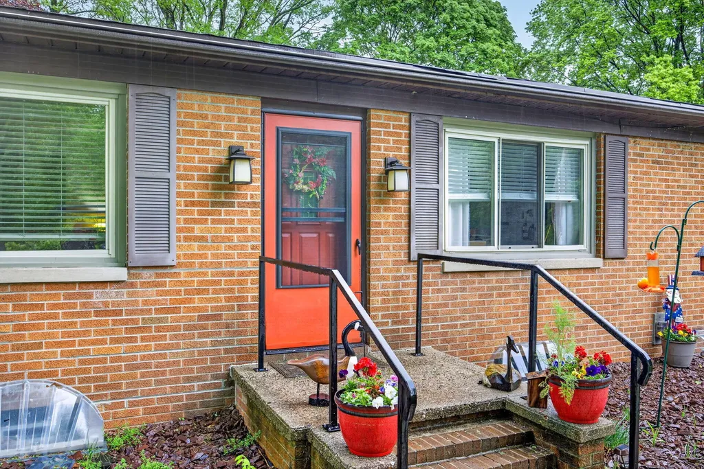 4614 Elm Street Unknown City MI 49446
