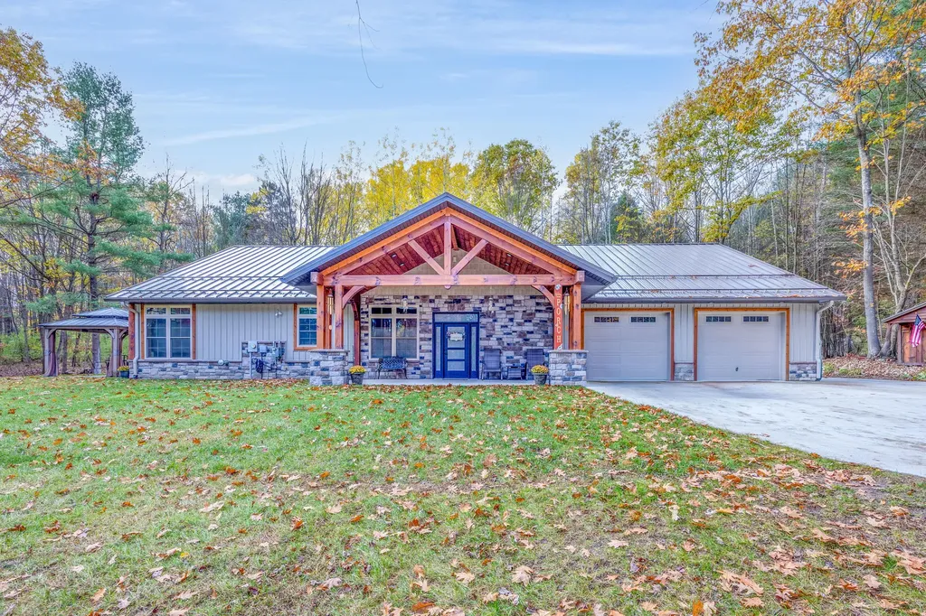 3159 Hilltop Lane Union Charter Township MI 48858
