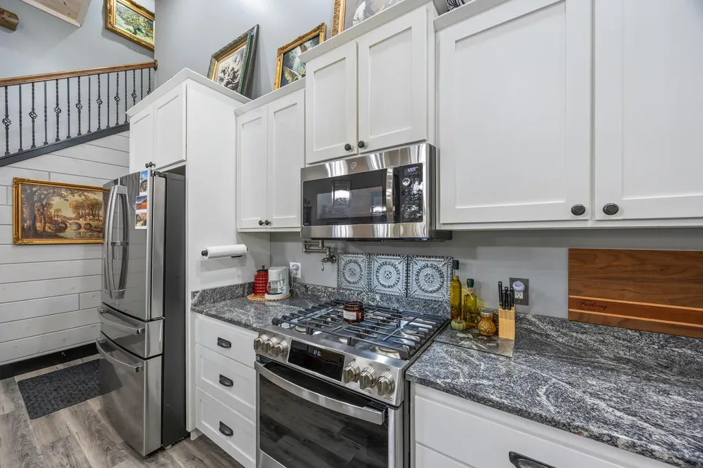 3159 Hilltop Lane Union Charter Township MI 48858