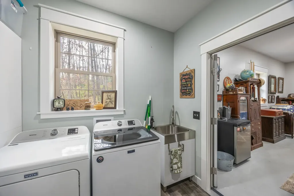 3159 Hilltop Lane Union Charter Township MI 48858