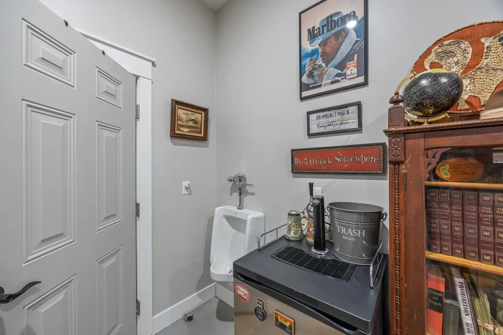 3159 Hilltop Lane Union Charter Township MI 48858