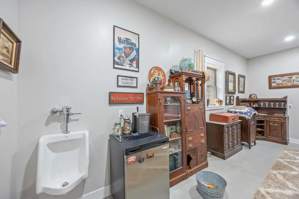 3159 Hilltop Lane Union Charter Township MI 48858
