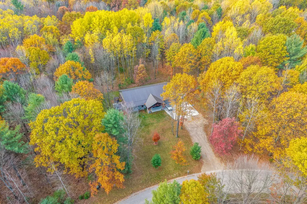 3159 Hilltop Lane Union Charter Township MI 48858