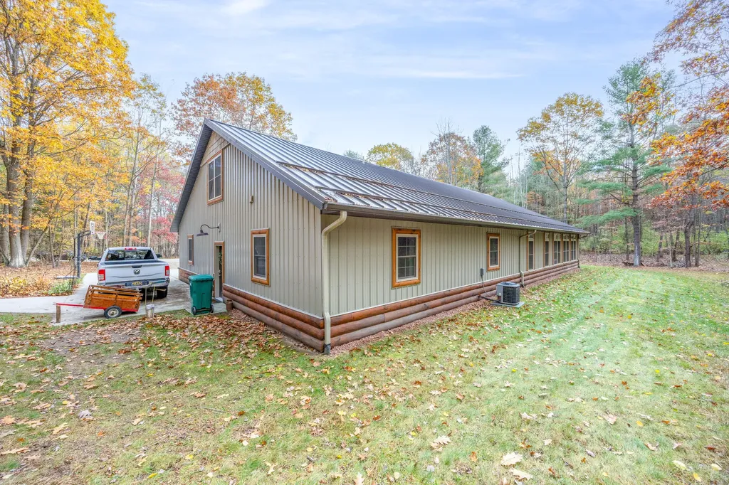 3159 Hilltop Lane Union Charter Township MI 48858
