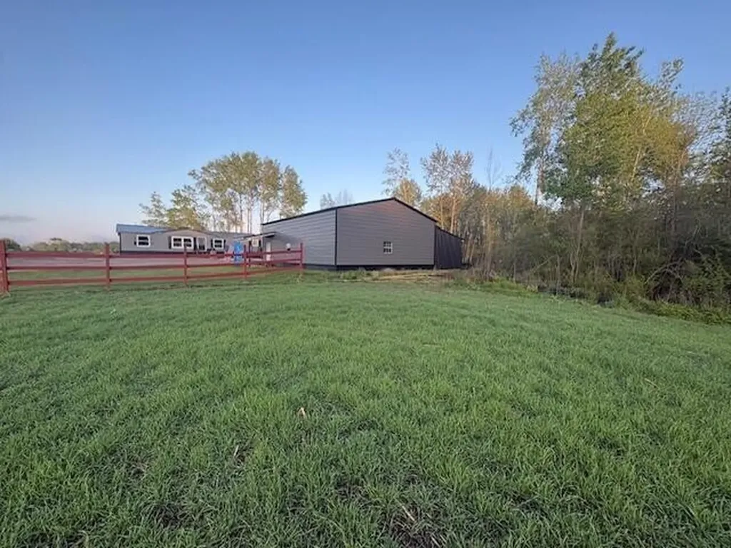 3775 16 Mile Middle Branch Township MI 49665
