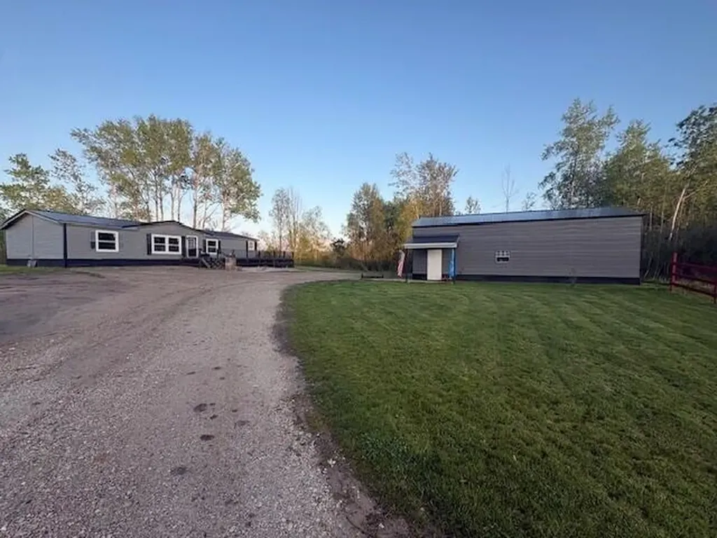 3775 16 Mile Middle Branch Township MI 49665