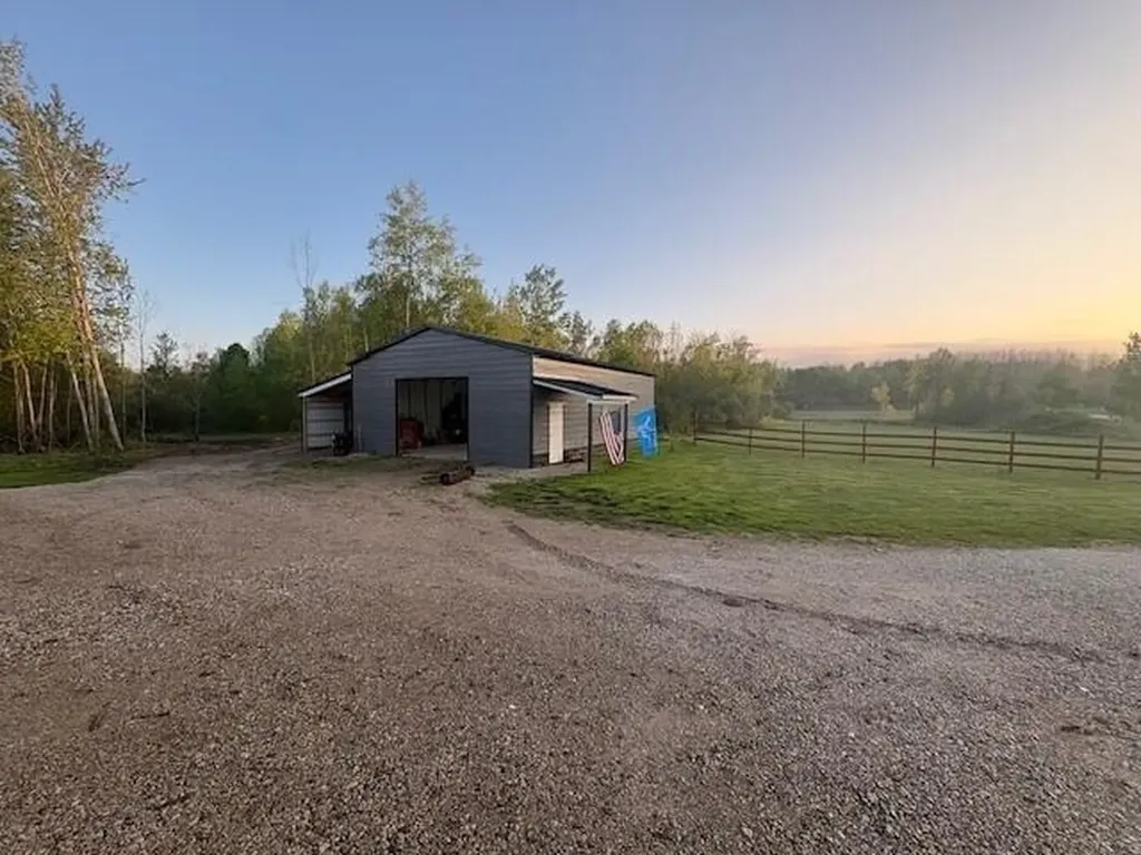 3775 16 Mile Middle Branch Township MI 49665