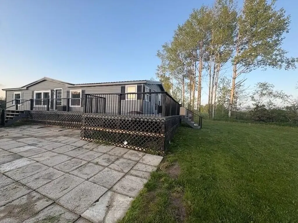 3775 16 Mile Middle Branch Township MI 49665