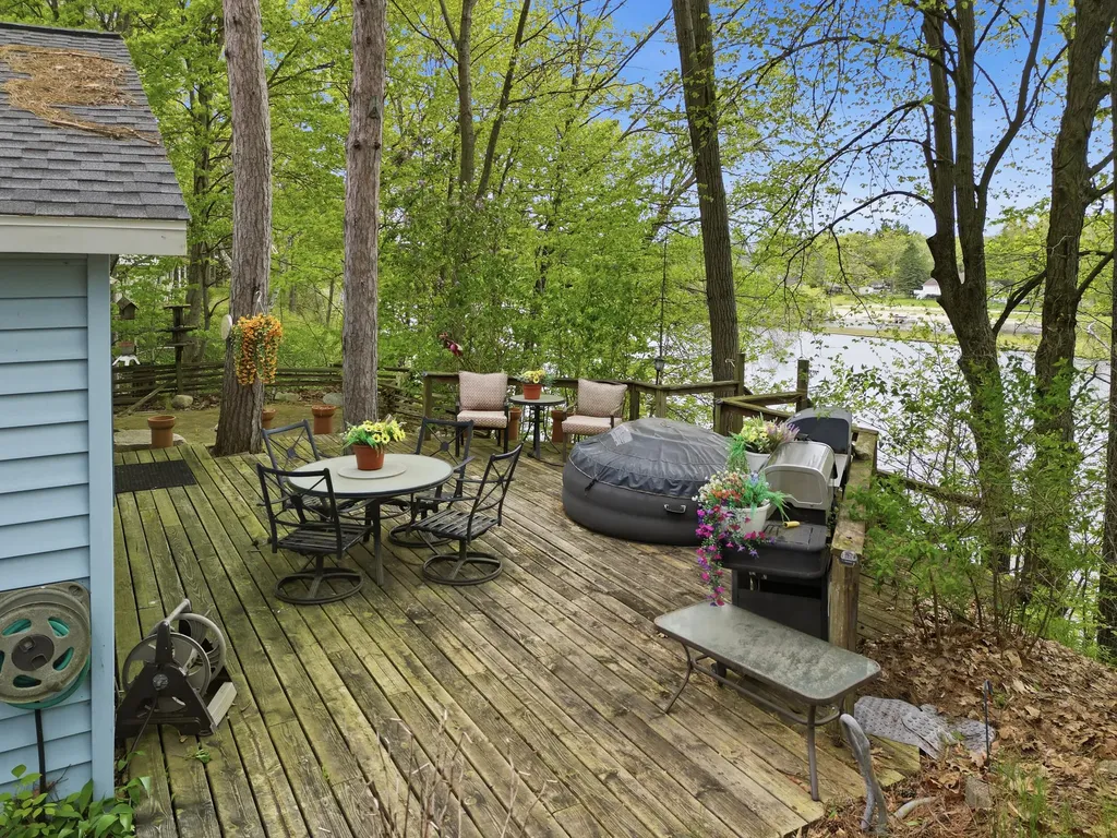 18648 Lawrence Drive Mecosta Township MI 49346