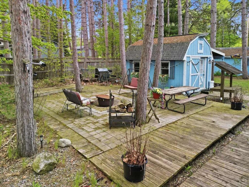 18648 Lawrence Drive Mecosta Township MI 49346
