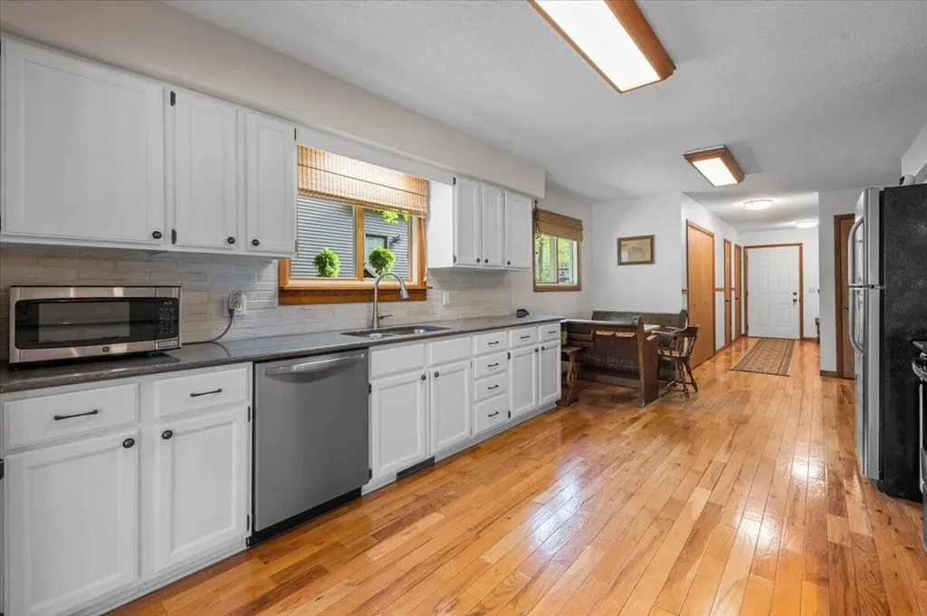 9158 W School Section Lake Drive Morton Township MI 49332