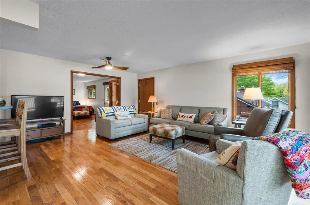 9158 W School Section Lake Drive Morton Township MI 49332