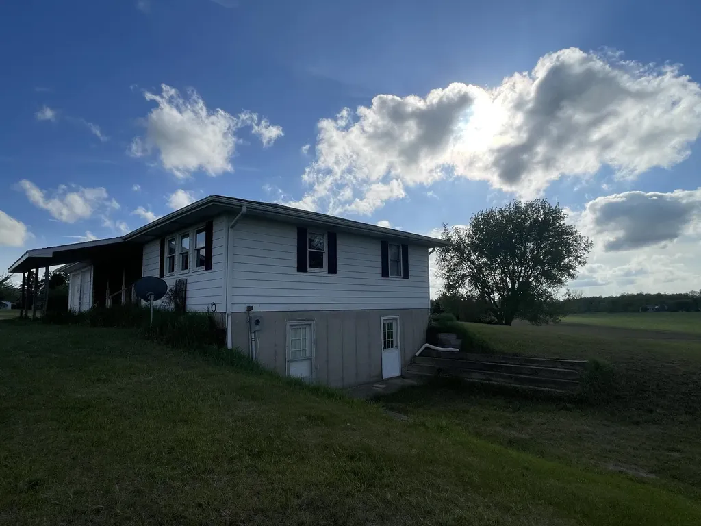 11758 Monroe Road Hinton Township MI 49336