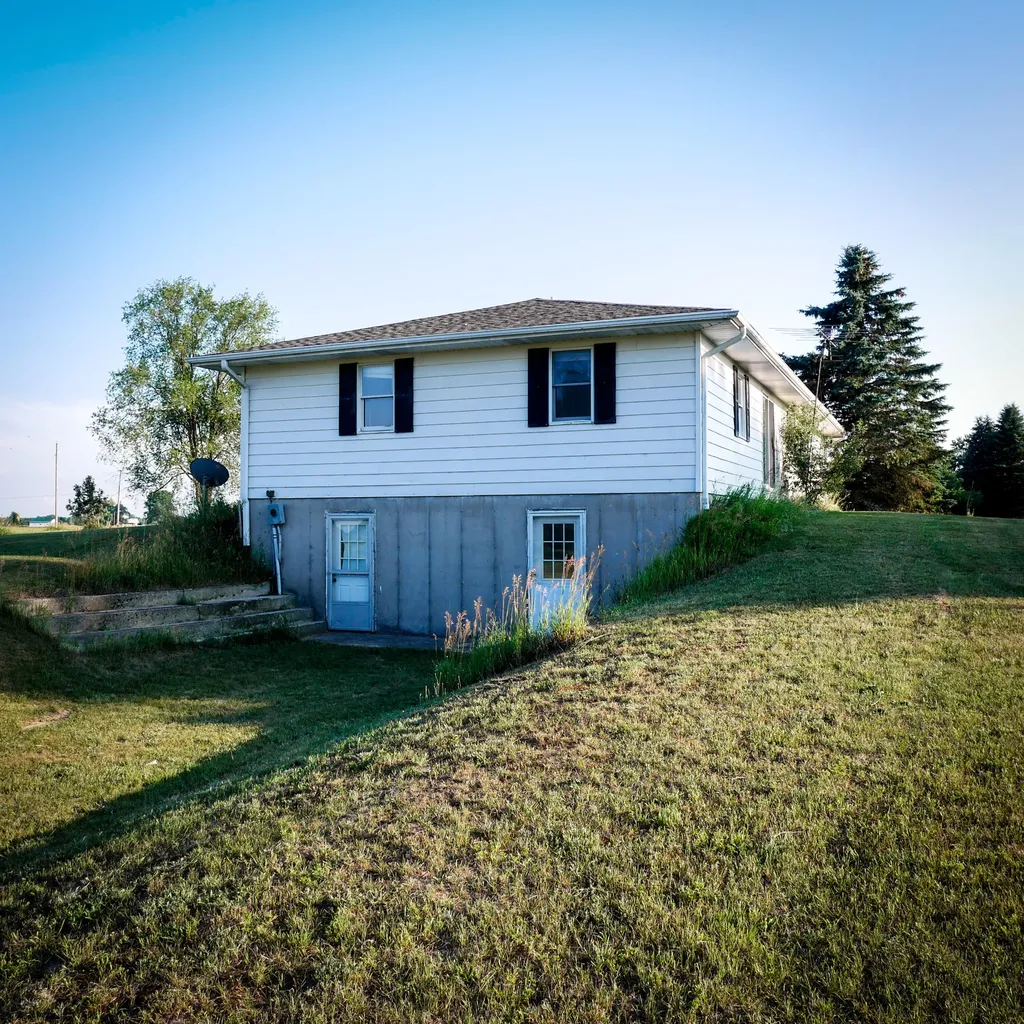 11758 Monroe Road Hinton Township MI 49336