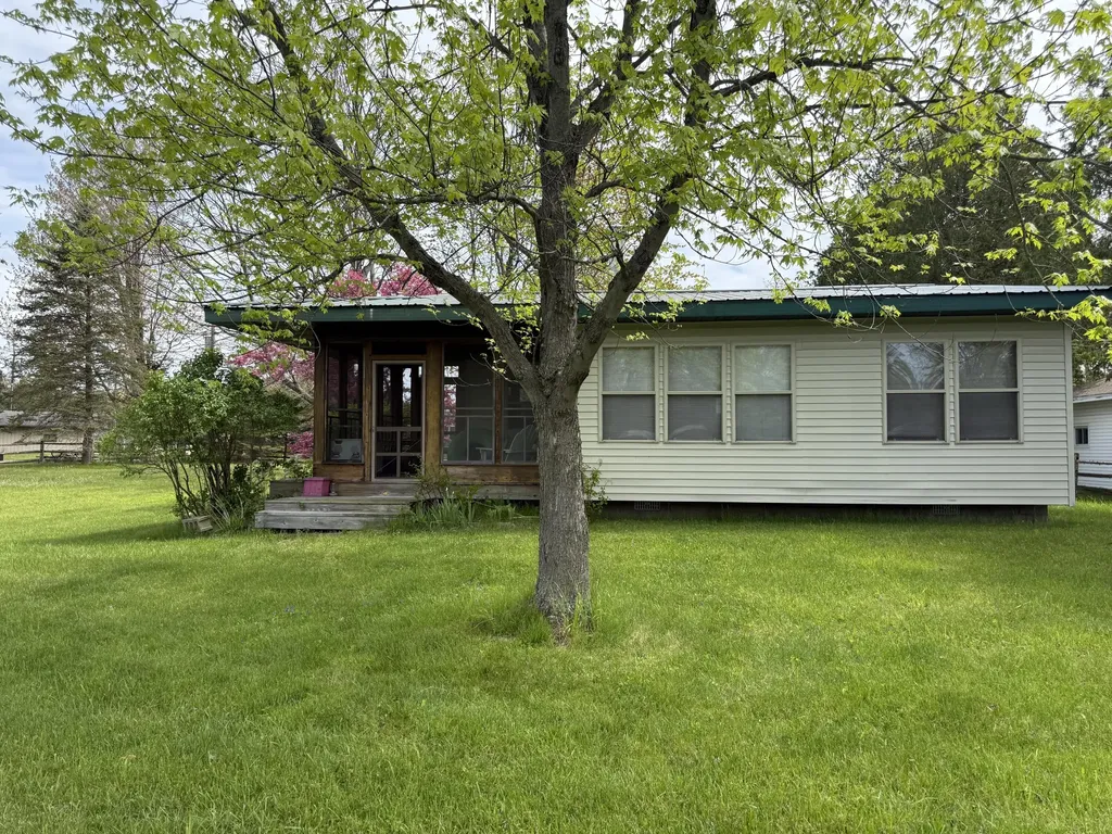 17079 5th Street Unknown City MI 49305