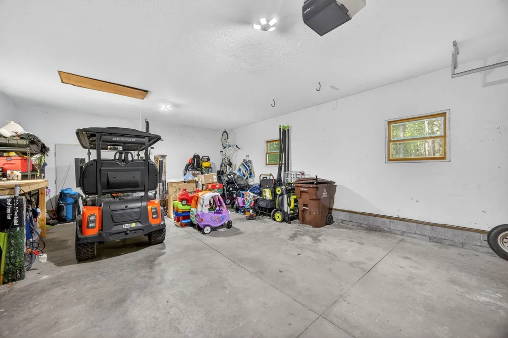 6908 Club House Drive E Morton Township MI 49346