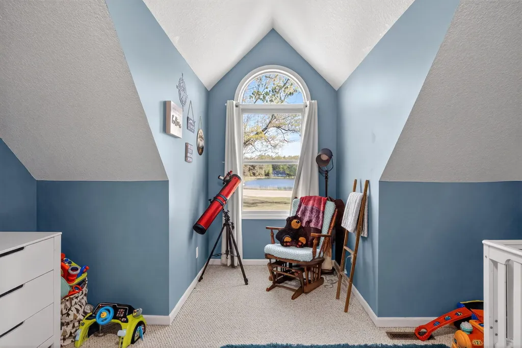 6908 Club House Drive E Morton Township MI 49346