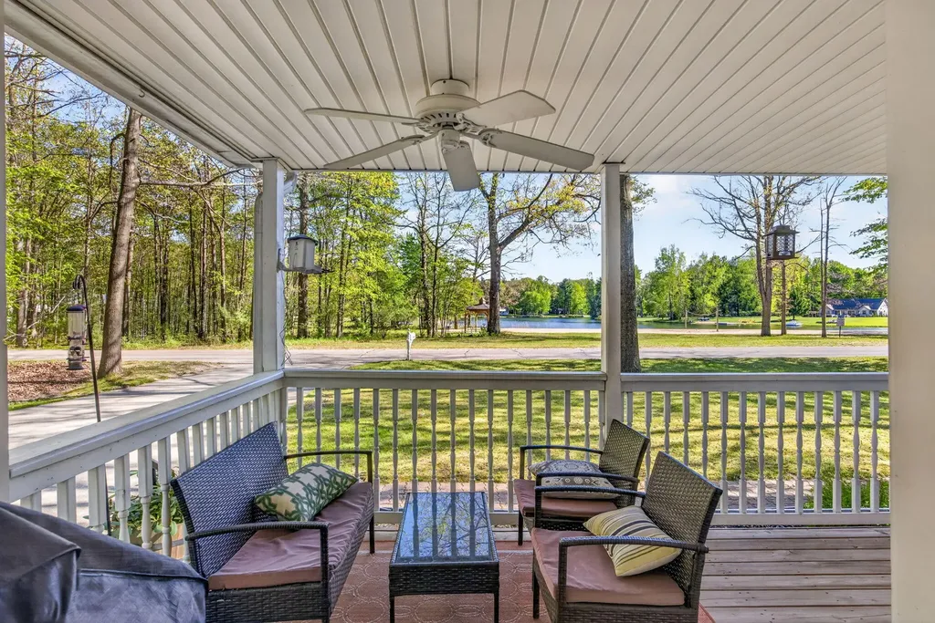 6908 Club House Drive E Morton Township MI 49346