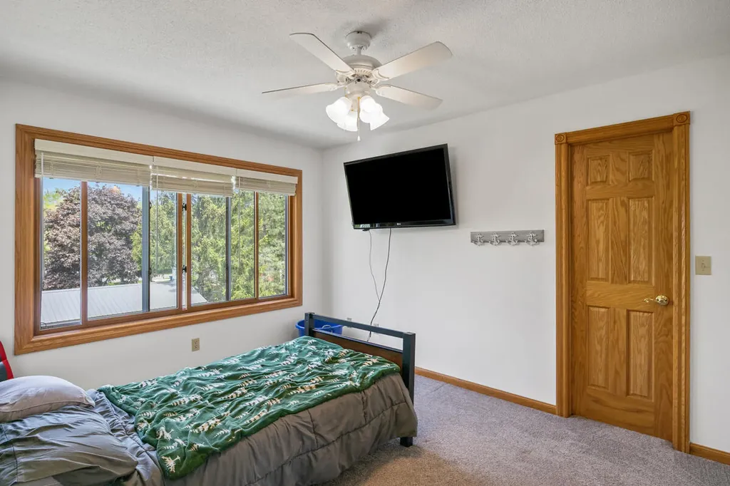 607 Apache Drive Fremont City MI 49412