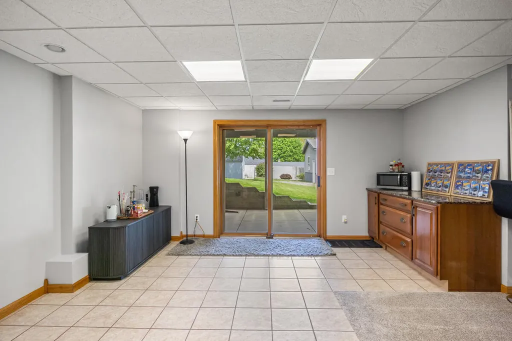 607 Apache Drive Fremont City MI 49412