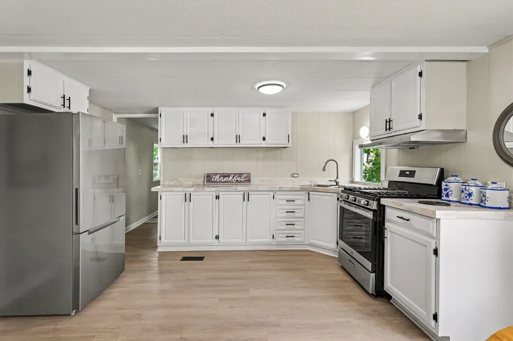 7301 Aster Street Midland City MI 48642