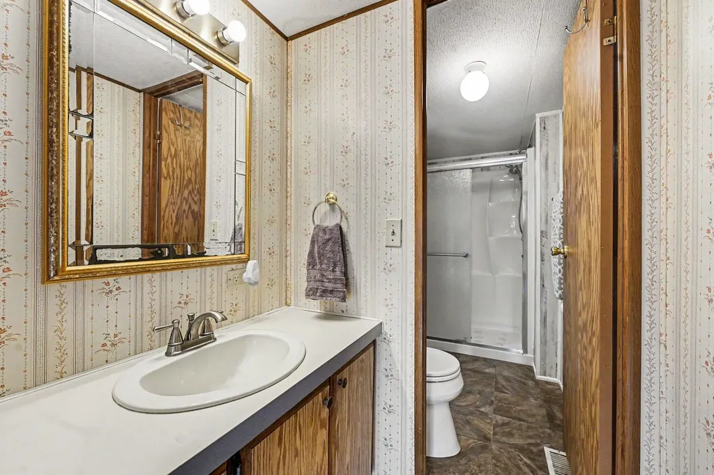611 Connie Avenue Fremont City MI 49412