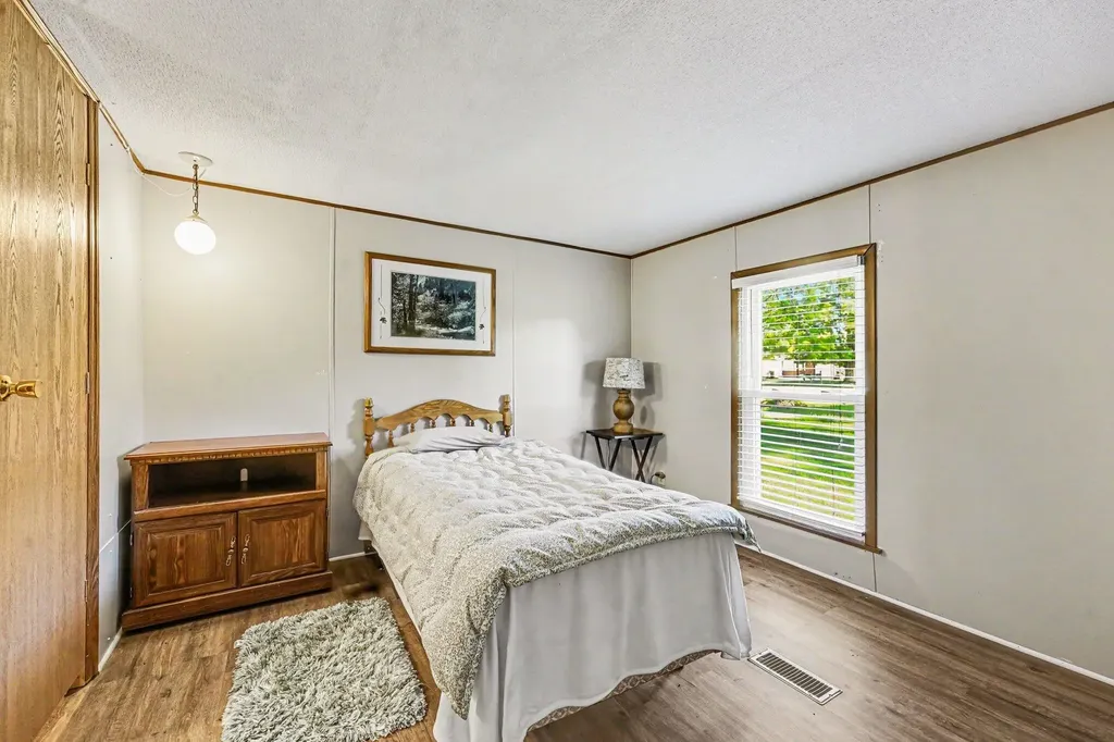 611 Connie Avenue Fremont City MI 49412