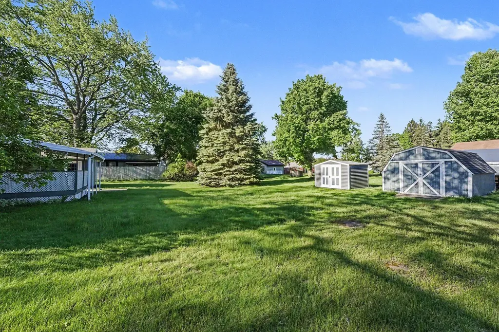 611 Connie Avenue Fremont City MI 49412
