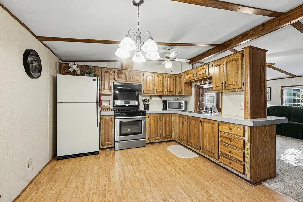 611 Connie Avenue Fremont City MI 49412