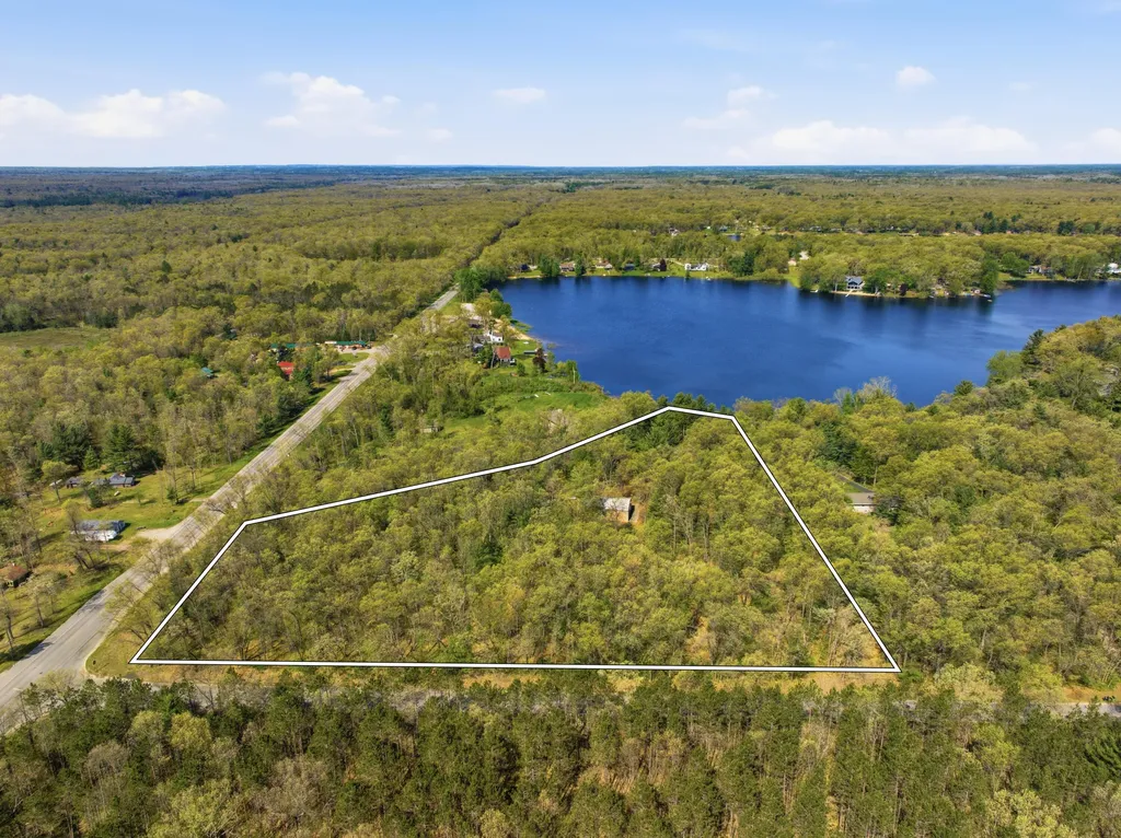 337 S Taylor Road Branch Township MI 49402