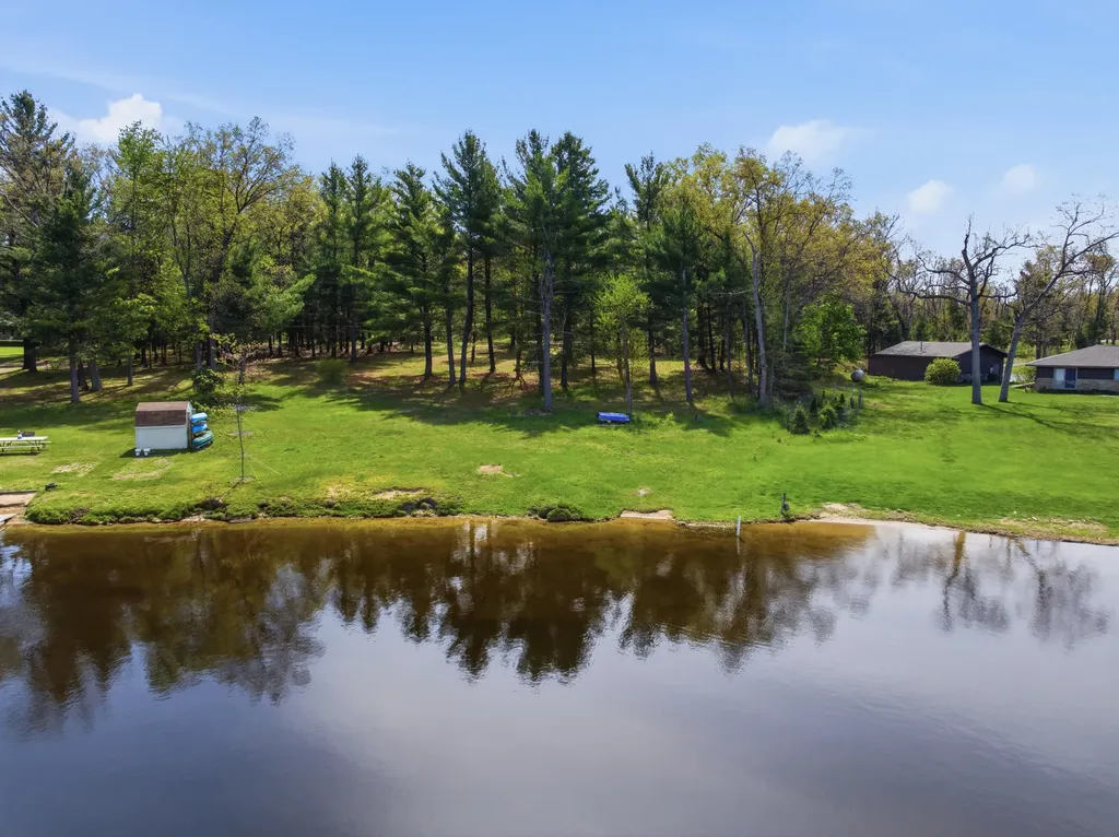 337 S Taylor Road Branch Township MI 49402