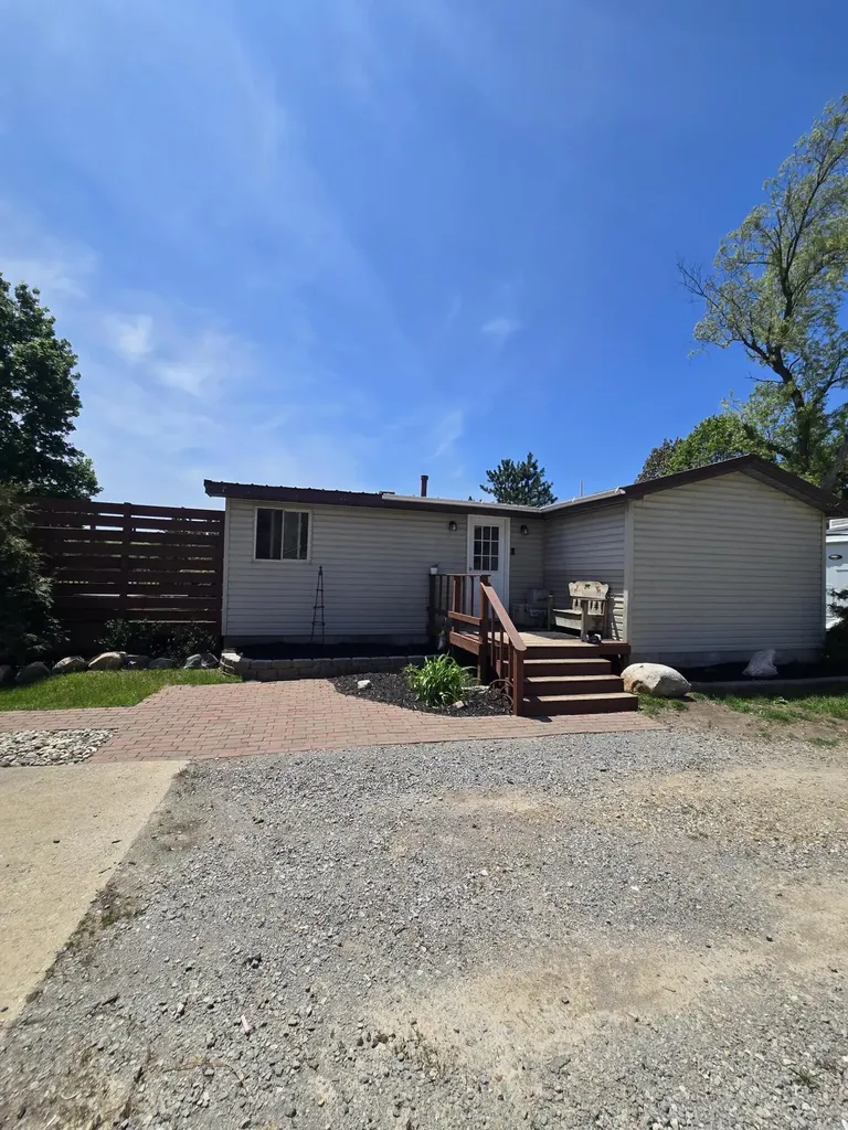 12495 5 Mile Road Hersey Township MI 49631