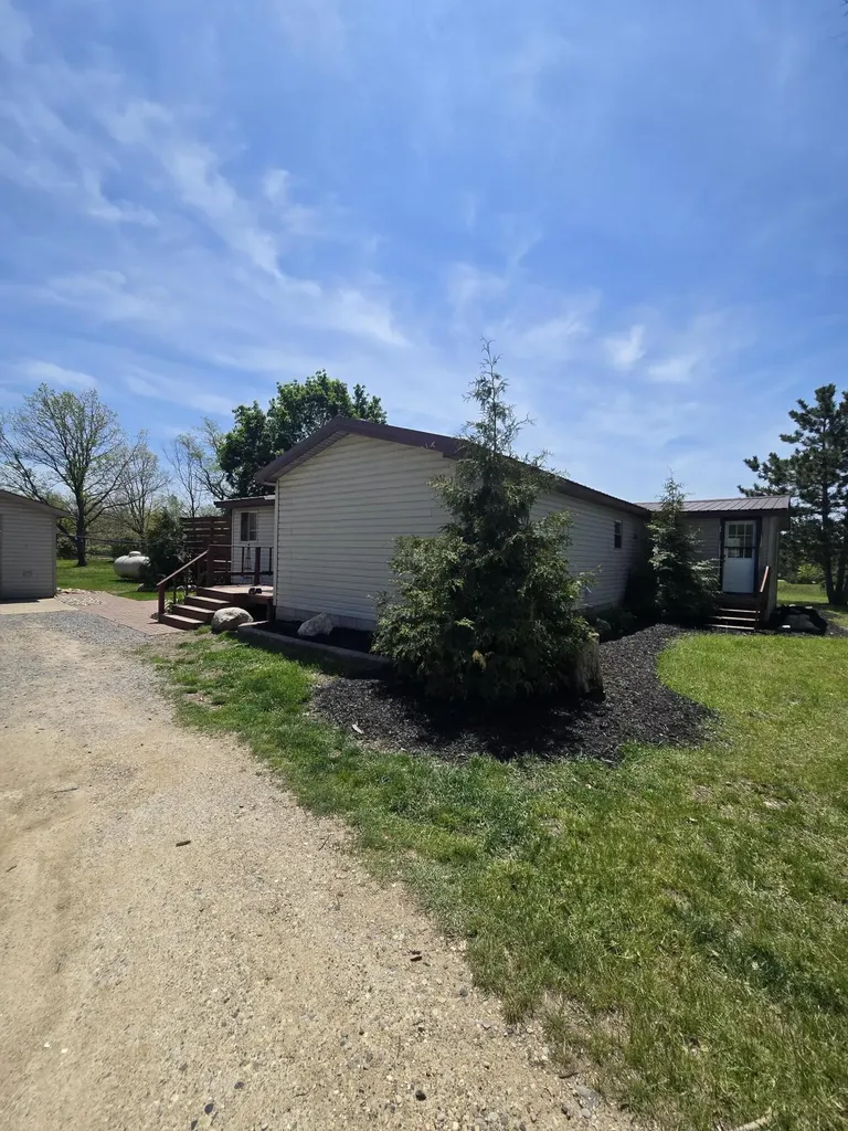 12495 5 Mile Road Hersey Township MI 49631