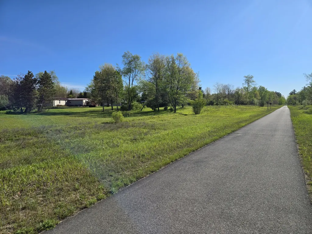 12495 5 Mile Road Hersey Township MI 49631