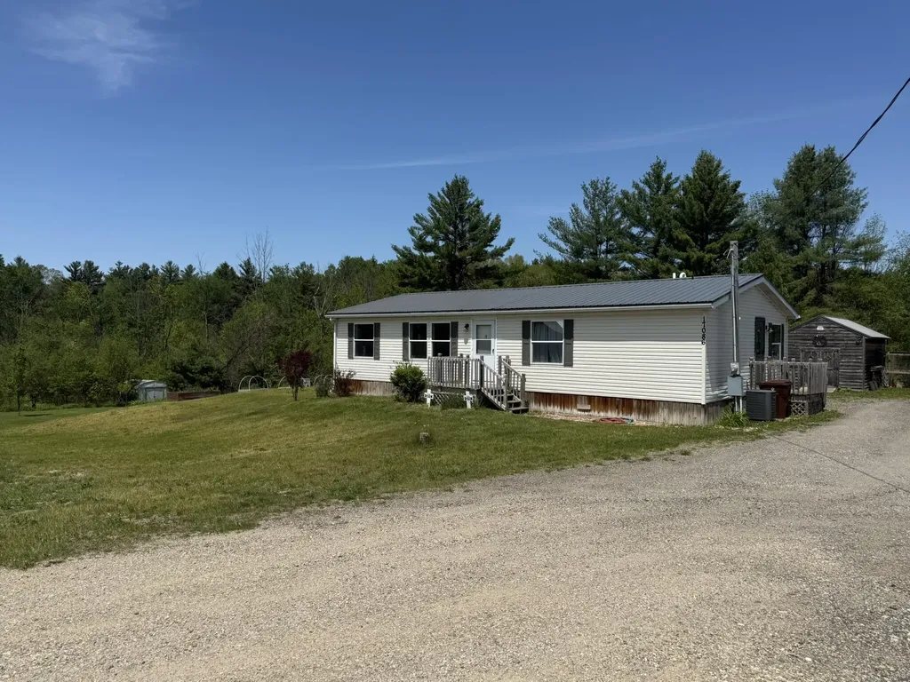 17086 Pierce Road Austin Township MI 49346