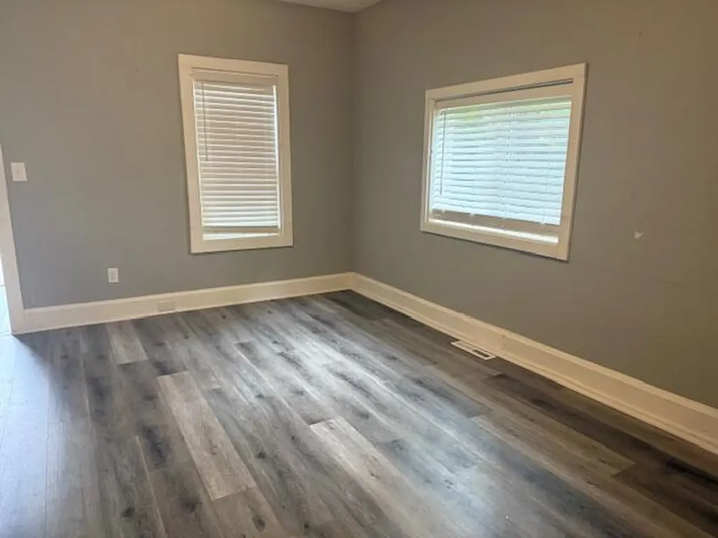 37 E Jefferson Street Newaygo City MI 49337