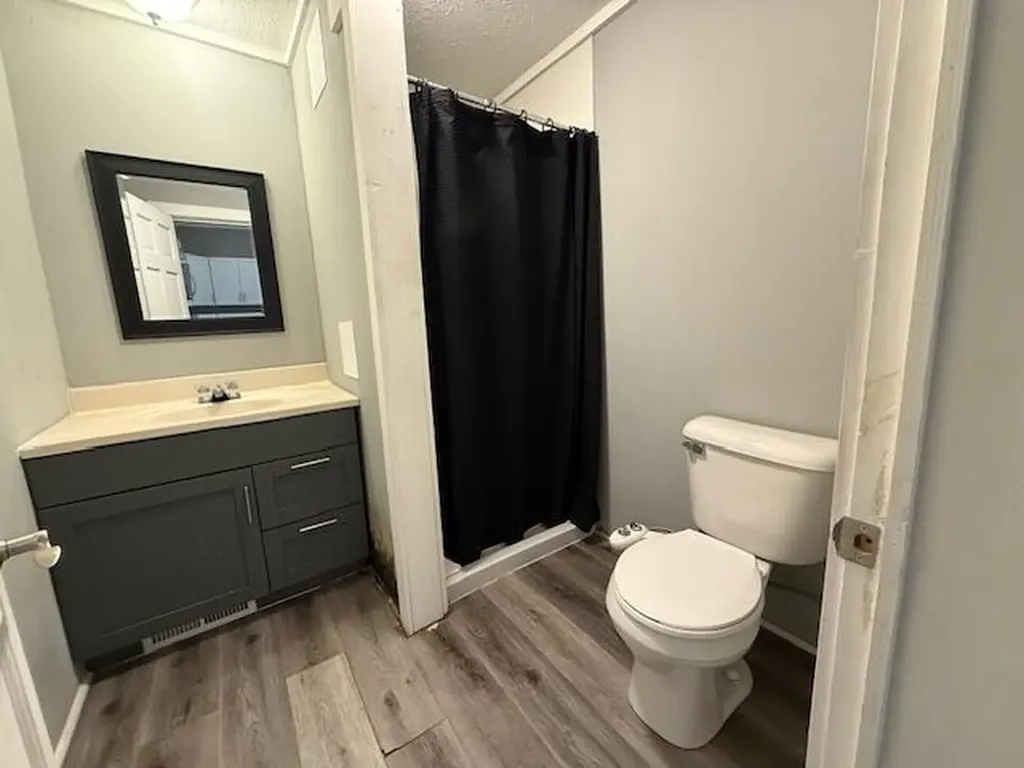37 E Jefferson Street Newaygo City MI 49337