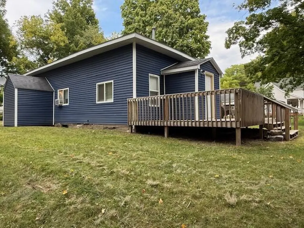 37 E Jefferson Street Newaygo City MI 49337