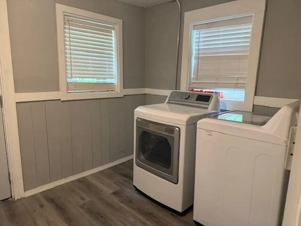 37 E Jefferson Street Newaygo City MI 49337