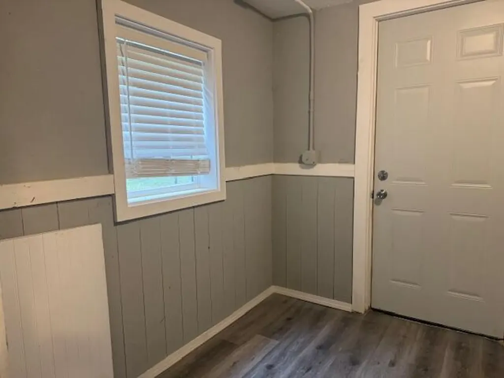 37 E Jefferson Street Newaygo City MI 49337