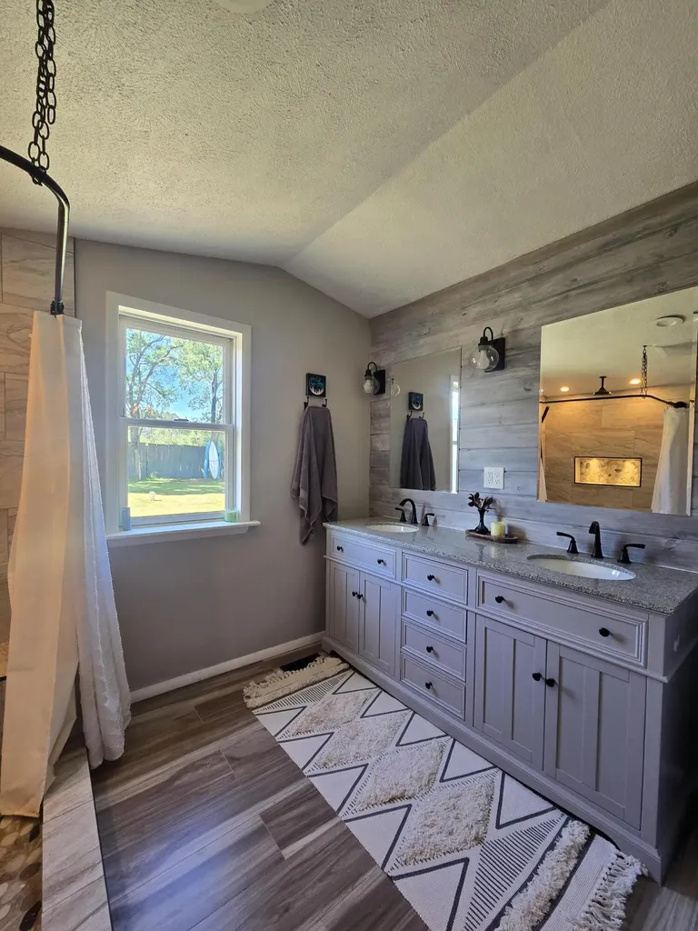 5221 N 17 Road Antioch Township MI 49668